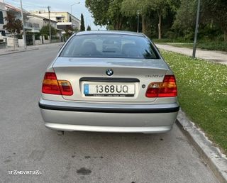 BMW 320 d Sport - 6