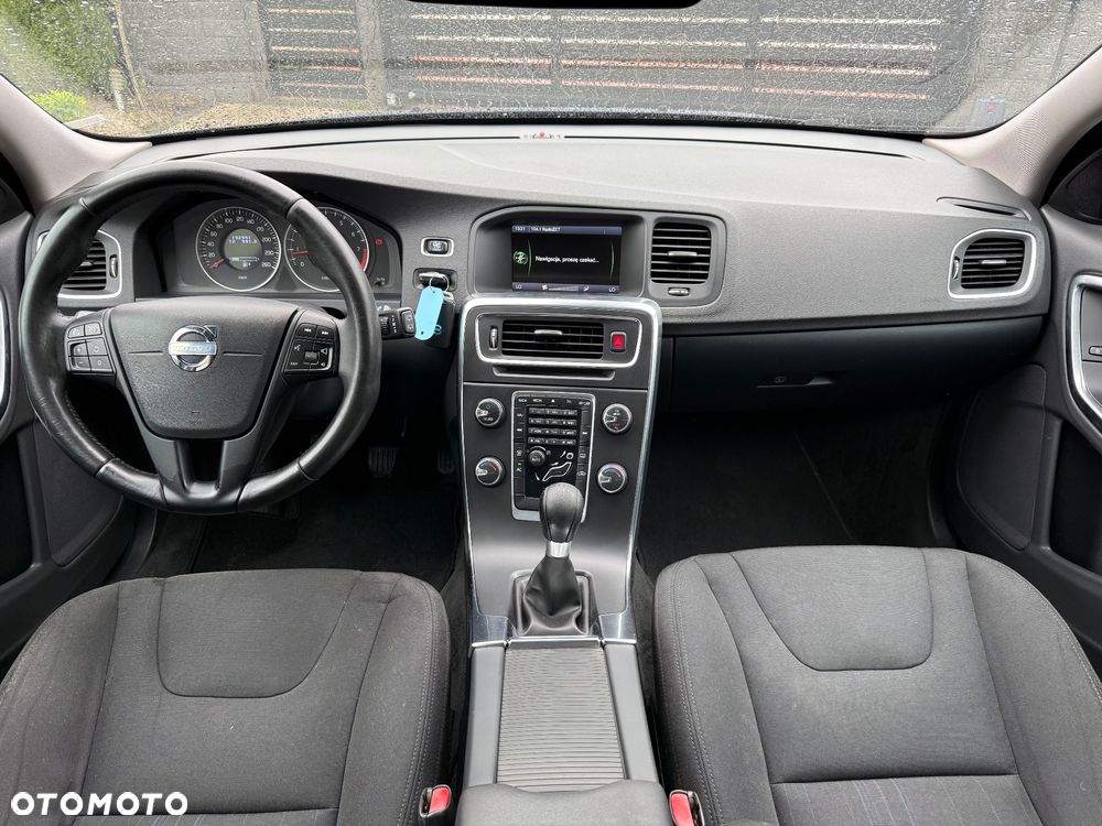 Volvo V60 T3 Edition - 30