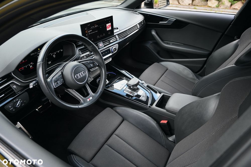 Audi A4 Avant 35 TFSI S tronic S line - 15