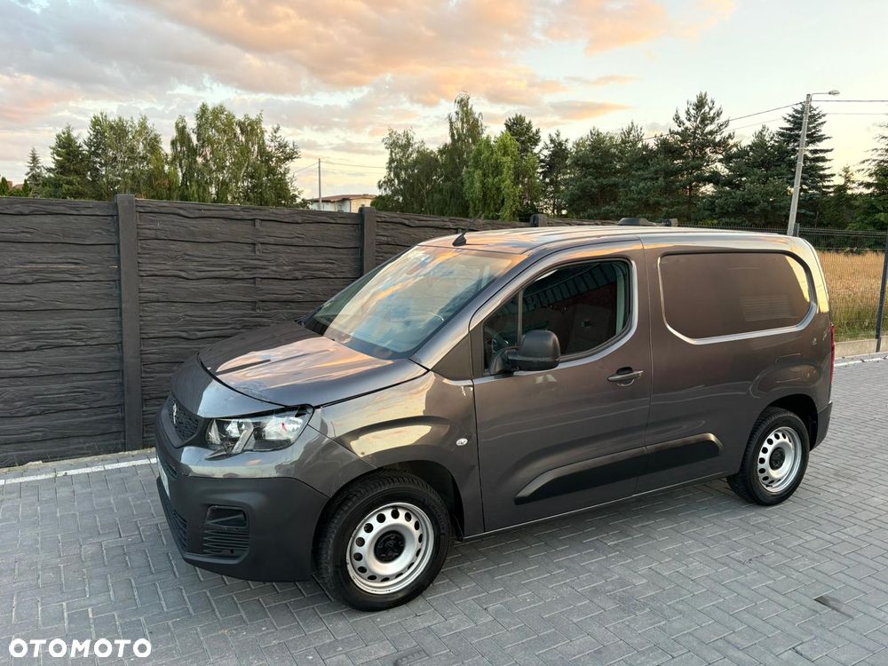 Peugeot Partner _ AUTOMAT _ 1.5 BleuHDI 130KM _ Full Wersja - 4