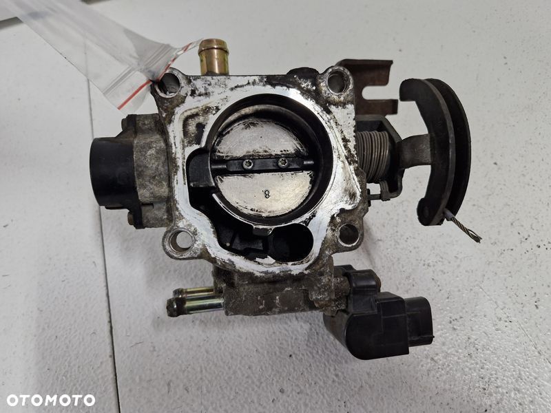 toyota avensis t25 1.8 vvti przepustnica powietrza 22270-22061 89452-20130 - 8