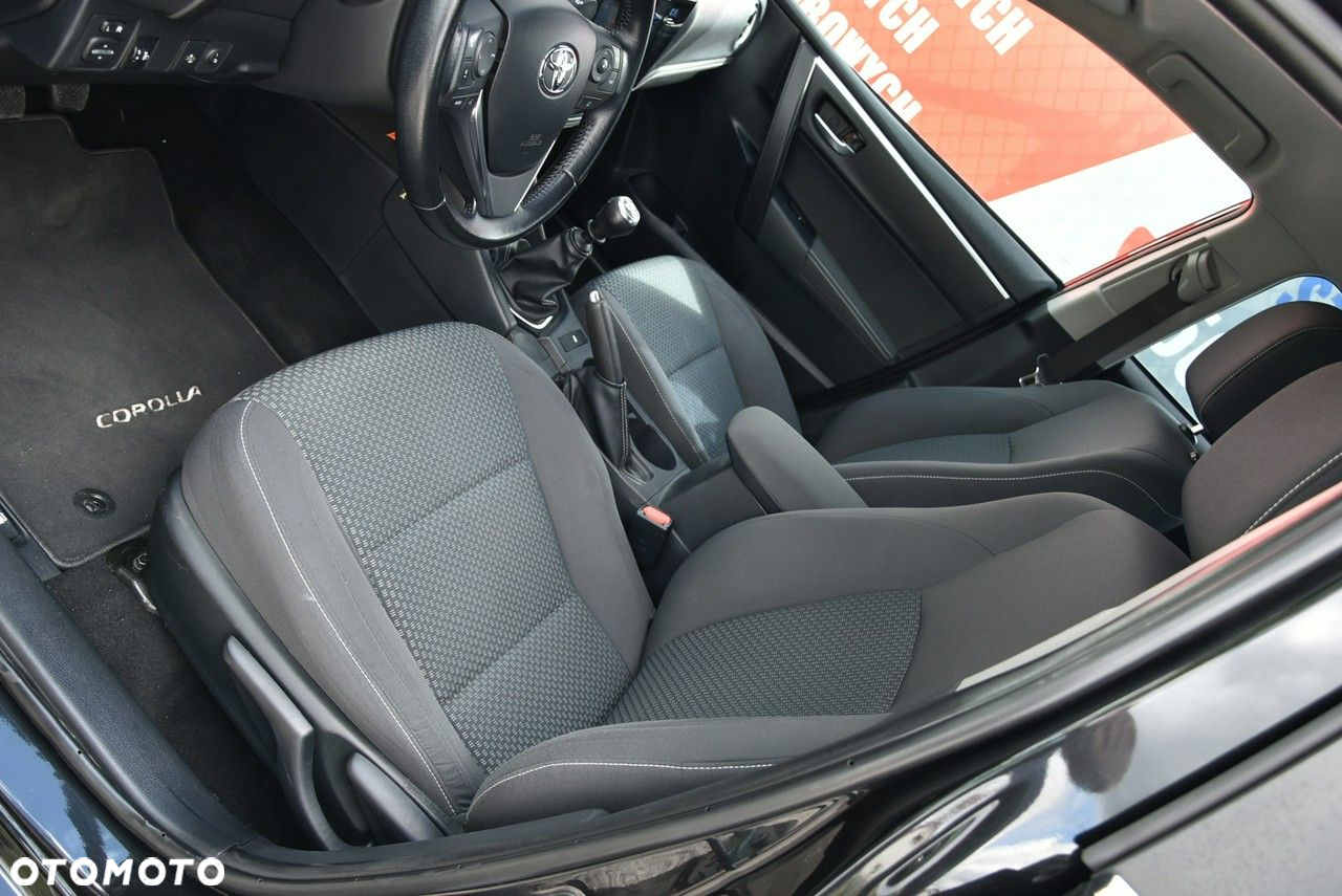 Toyota Corolla 1.6 Comfort - 23