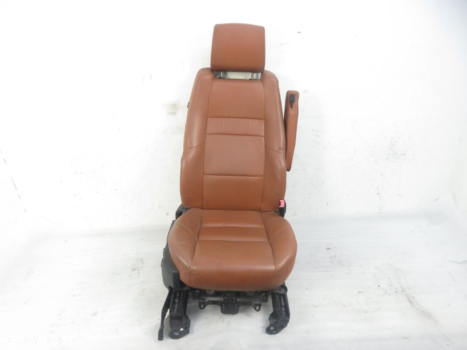 FOTELE KOMPLET RANGE ROVER SPORT L320 - 4