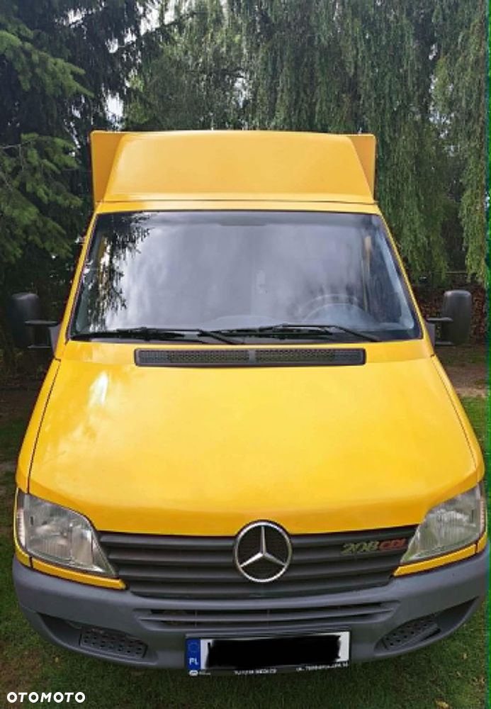 Mercedes-Benz Sprinter - 6
