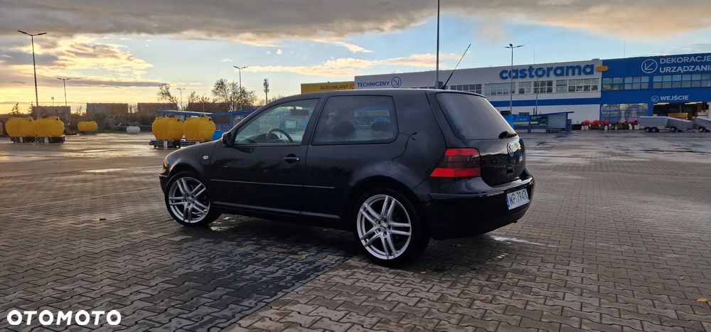 Volkswagen Golf IV 2.3 V5 GTI - 6