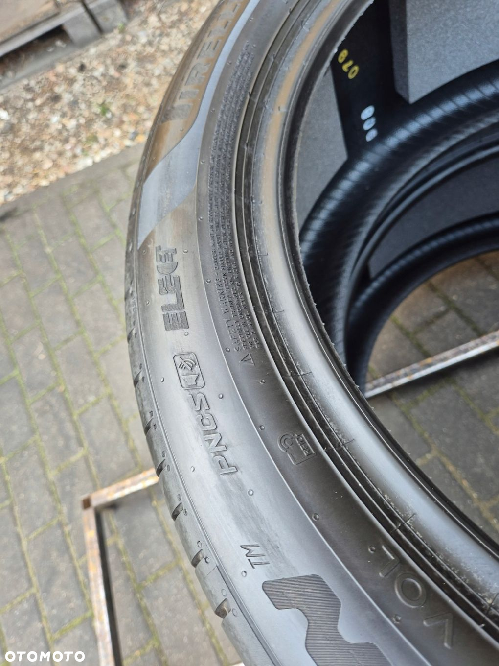 295/40/21 295/40r21 Pirelli Scorpion 111y VOL 99 - 5