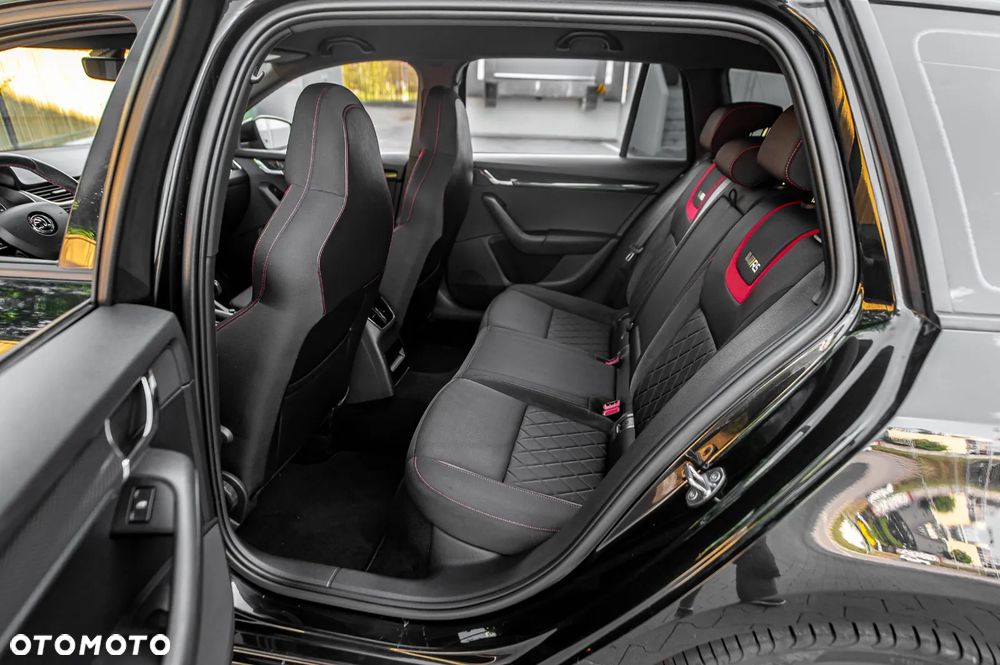 Skoda Octavia 2.0 TDI 4x4 DSG RS - 22