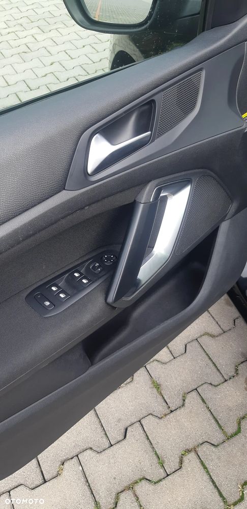 Peugeot 308 SW BlueHDi 150 Automatik Stop & Start Allure - 26