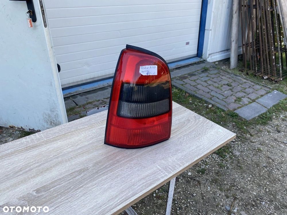 LAMPA TYŁ TYLNA LEWA OPEL VECTRA B KOMBI LIFT 09153153 - 1