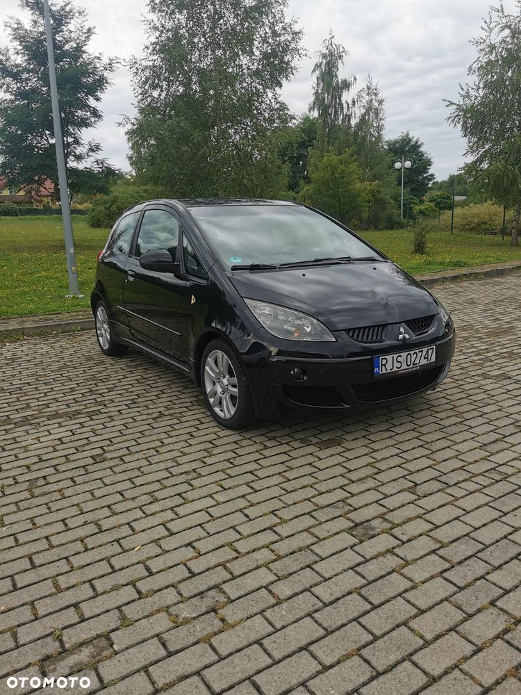 Mitsubishi Colt - 2