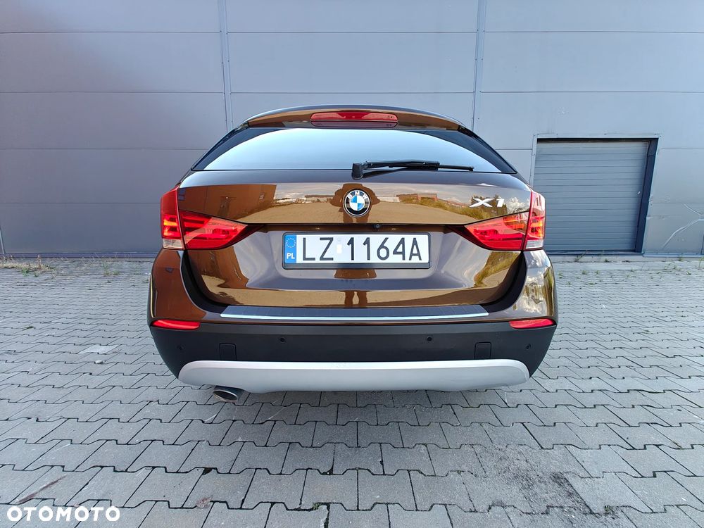 BMW X1 xDrive20d - 12