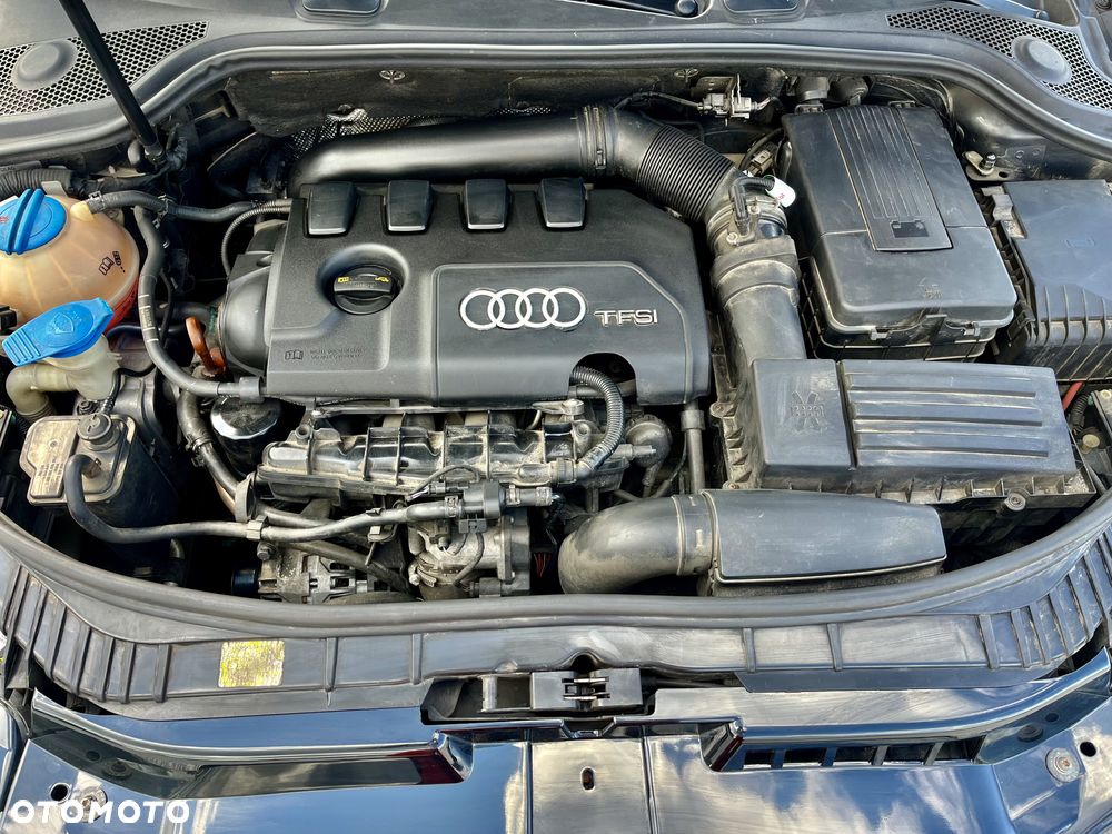 Audi A3 Sportback 2.0 TFSI S tronic S line Sportpaket - 16