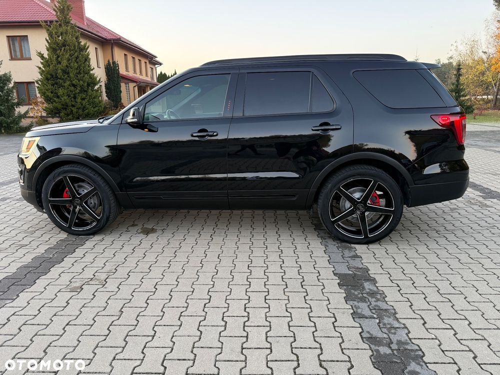 Ford Explorer - 14