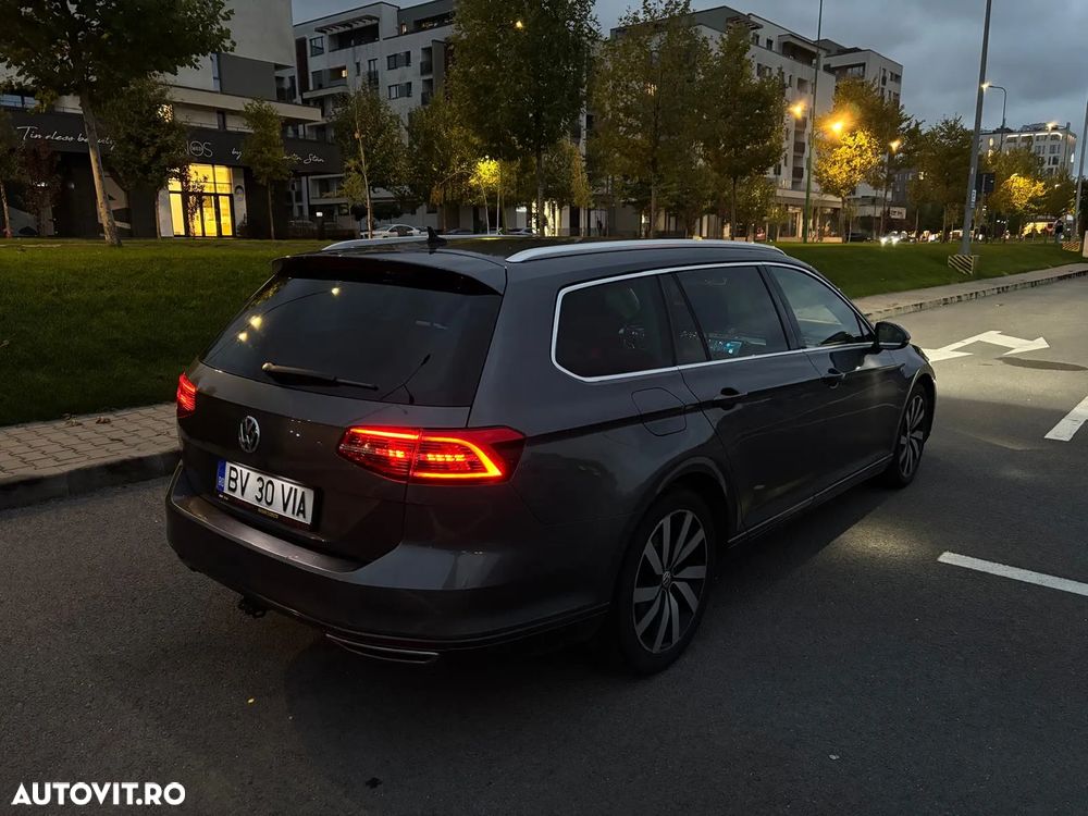 Volkswagen Passat - 4