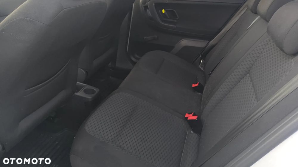 Skoda Fabia 1.6 TDI DPF Ambition - 11