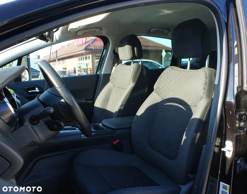 Peugeot 3008 BlueHDi 120 EAT6 Stop & Start Active - 17