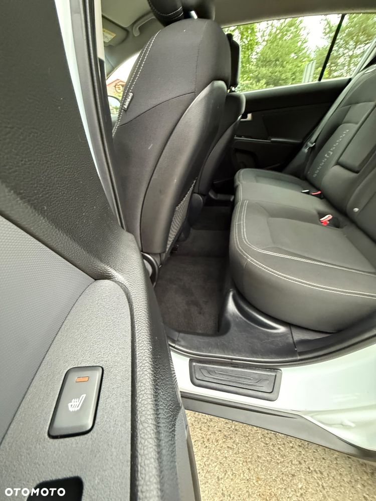 Kia Sportage 2,0 CRDI AWD Vision - 14