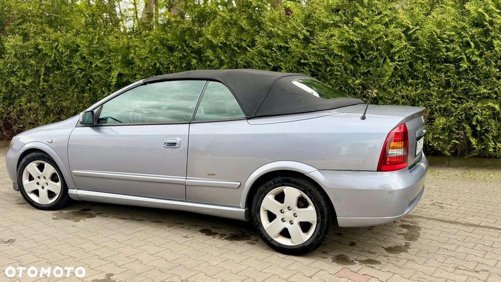 Opel Astra 1.8 Bertone - 8