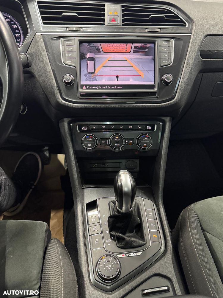 Volkswagen Tiguan 2.0 TDI SCR 4MOTION (BlueMotion Techn.) DSG Highline - 11