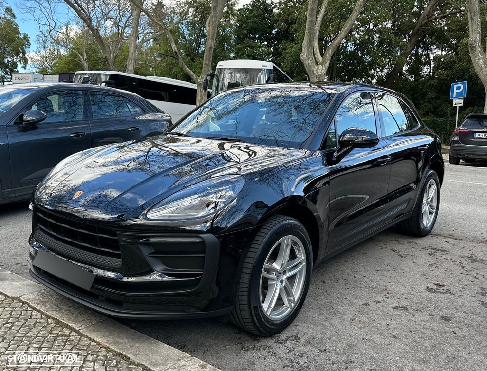 Porsche Macan Standard - 1