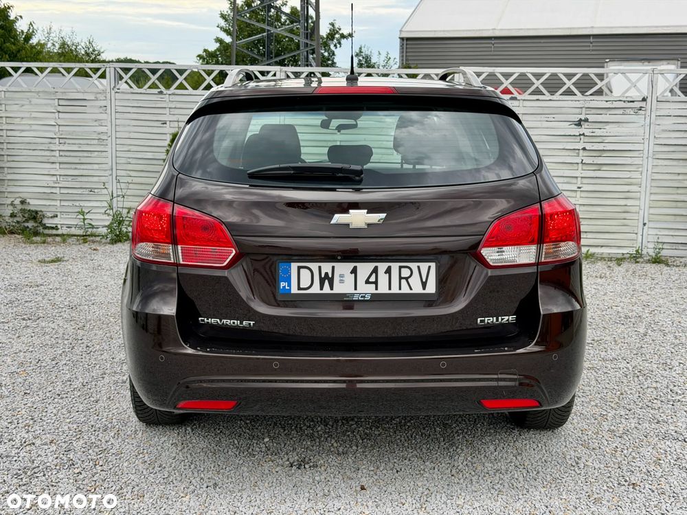 Chevrolet Cruze 1.4 T LT - 25