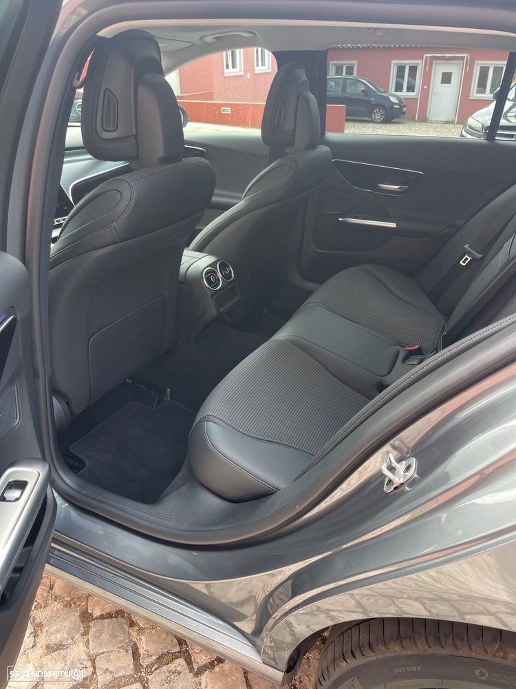 Mercedes-Benz C 300 de 4Matic T 9G-TRONIC Avantgarde - 11