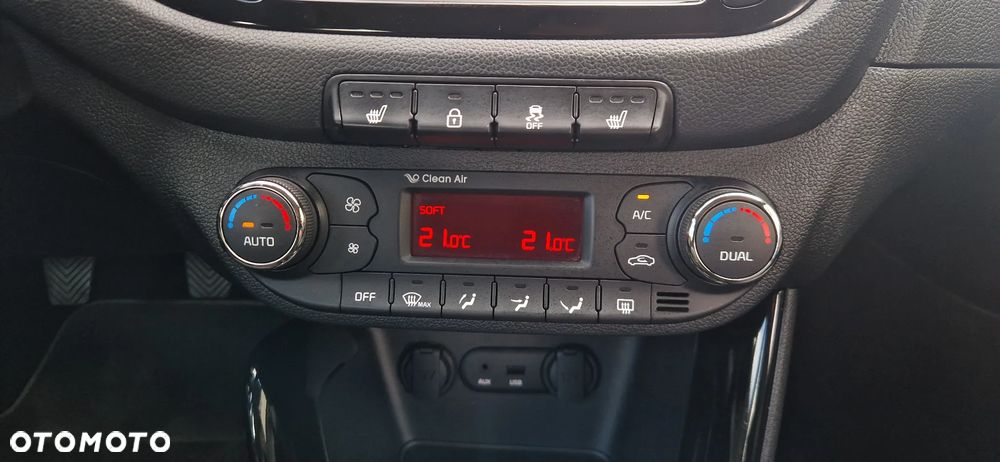 Kia Ceed 1.6 GDI Dream Team Edition - 21