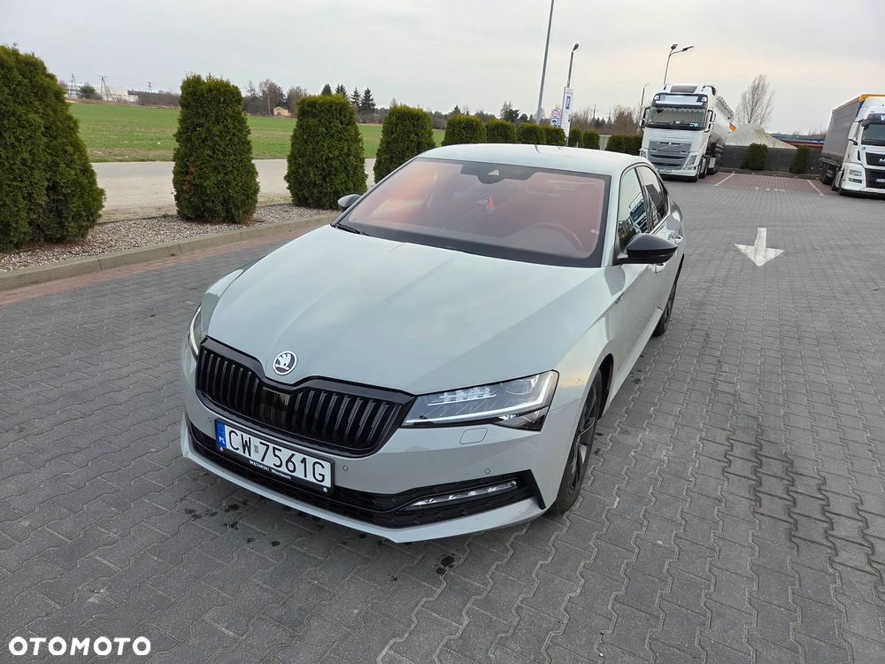 Skoda Superb 2.0 TDI SCR 4x4 Sportline DSG - 15