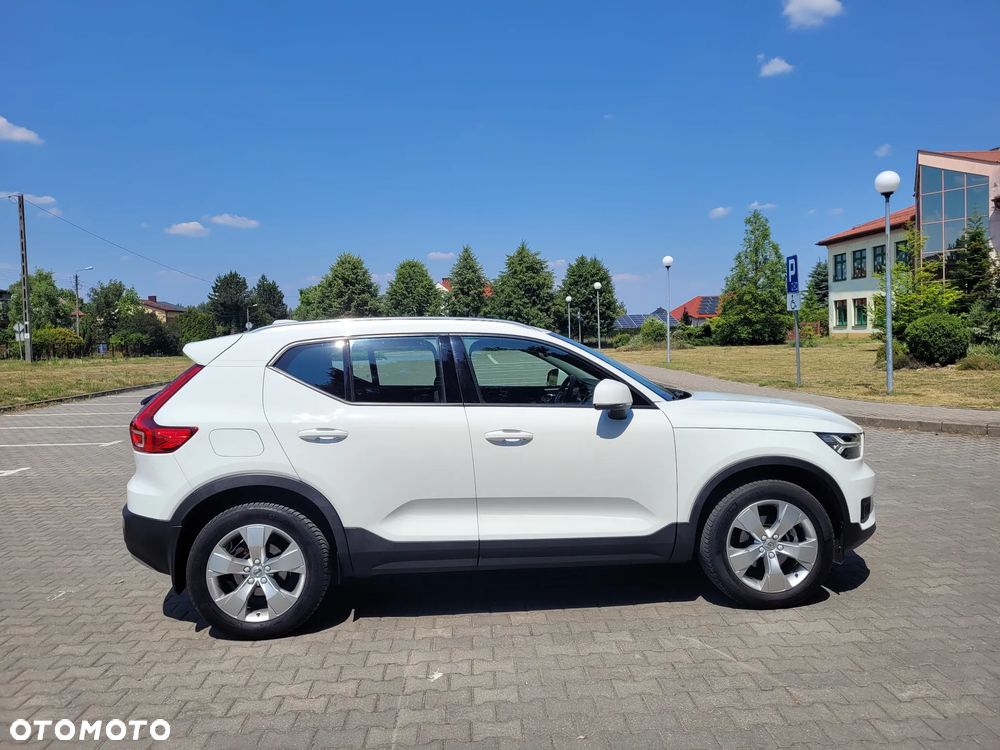 Volvo XC 40 T2 Momentum - 6