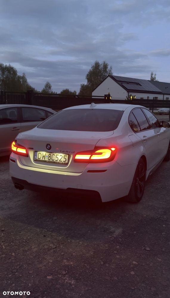 BMW Seria 5 525d xDrive - 8