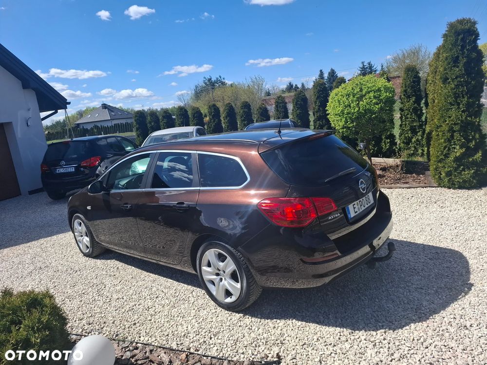 Opel Astra 1.6 Exklusiv - 19