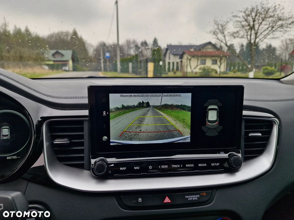 Kia XCeed 1.6 CRDi SCR L Business Line DCT - 16
