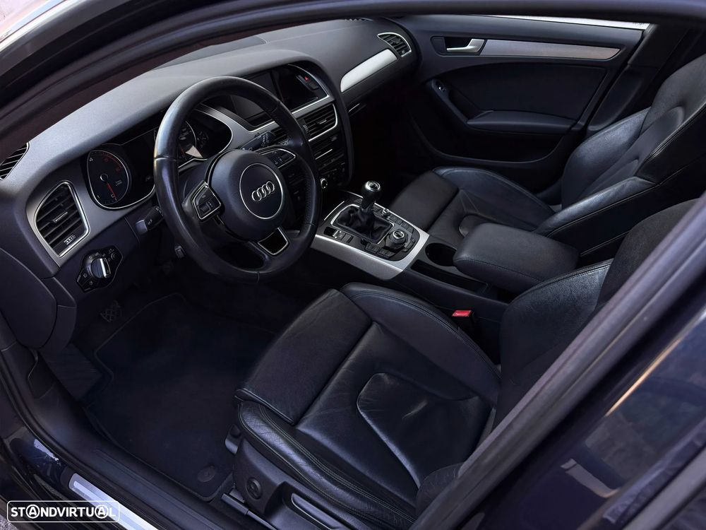 Audi A4 Avant 2.0 TDI Business Line S-line - 4
