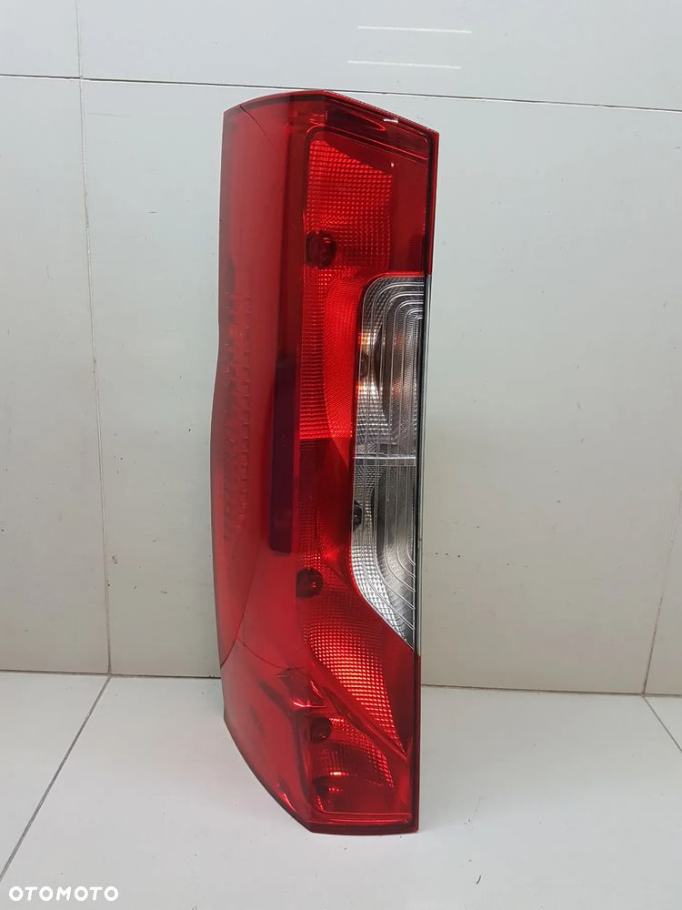 MERCEDES SPRINTER W910 19- LAMPA LEWA TYLNA TYŁ - 4