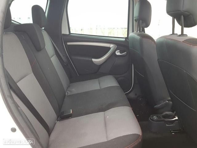 Peças  Dacia Duster 1.5DCI 2013 - 9