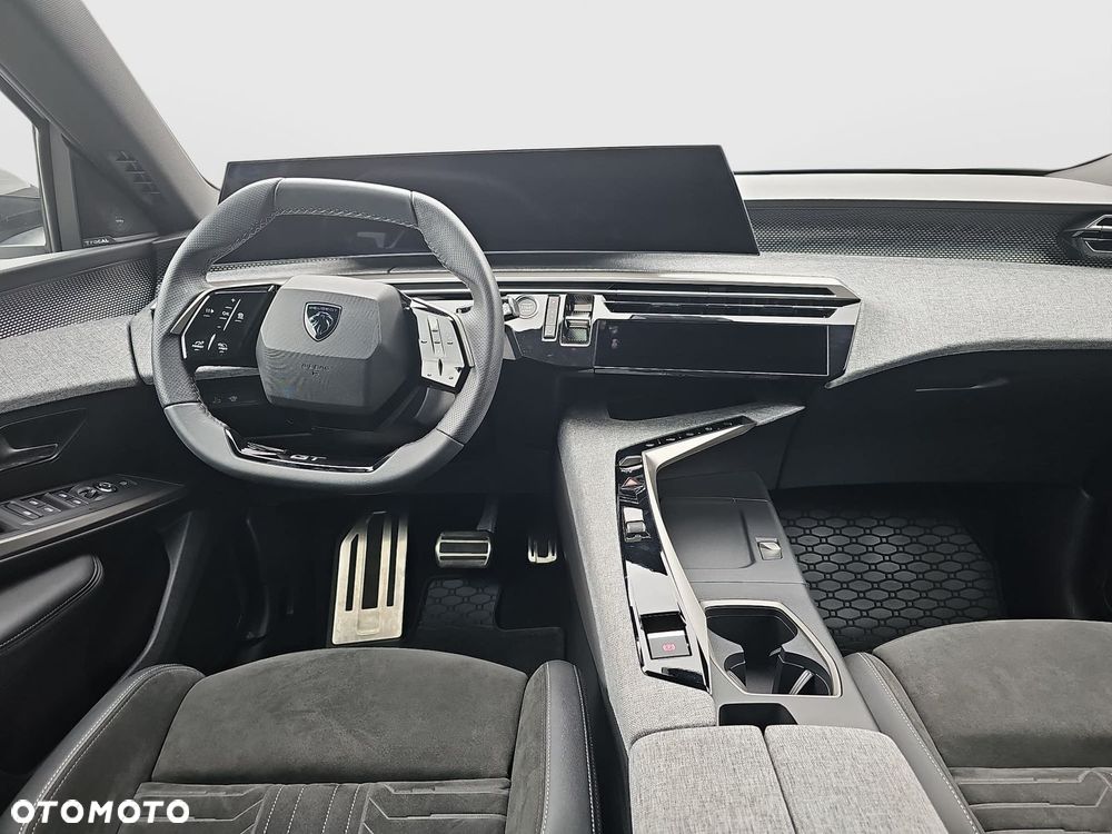 Peugeot 3008 1.2 PureTech mHEV GT S&S e-DCS6 - 11