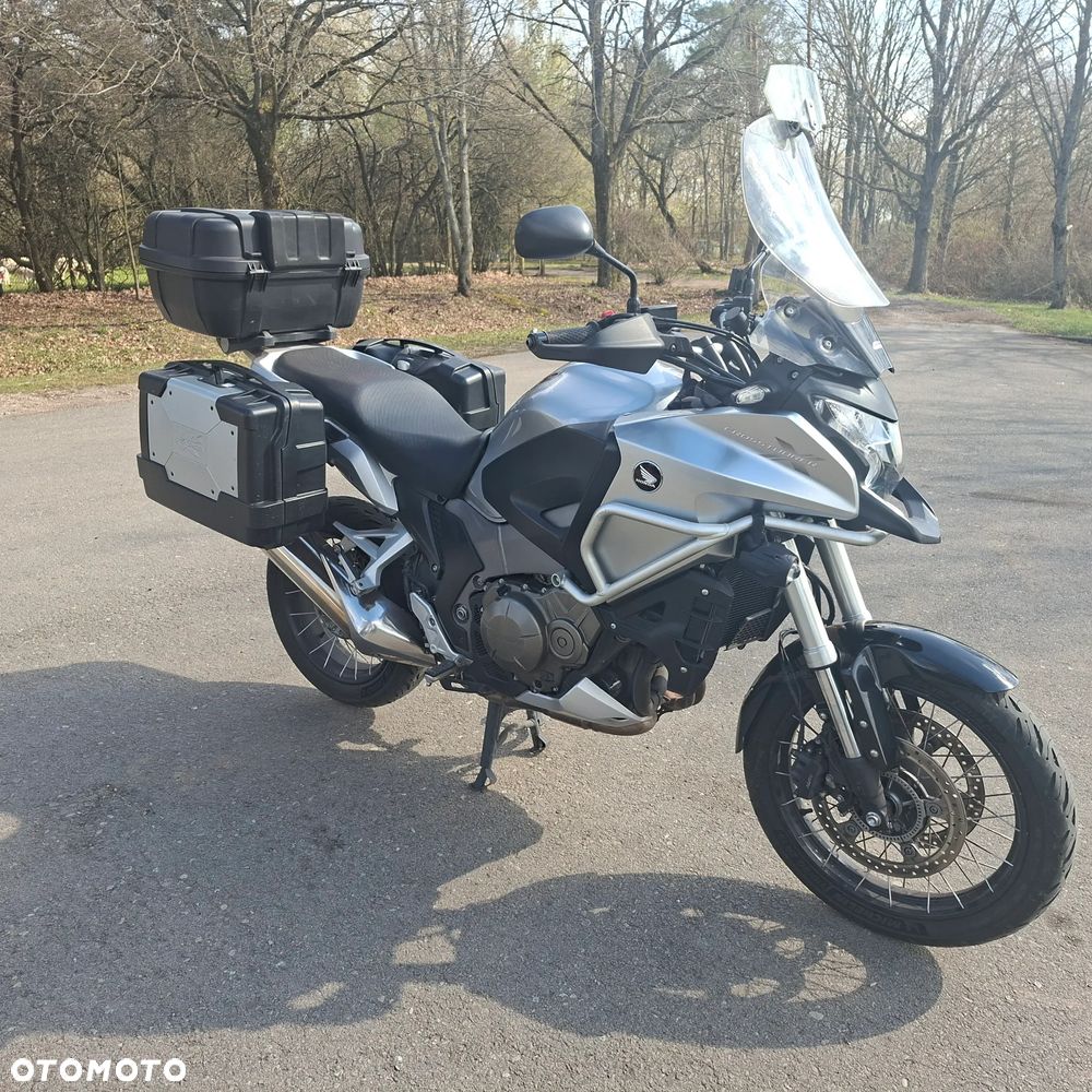 Honda VFR - 9
