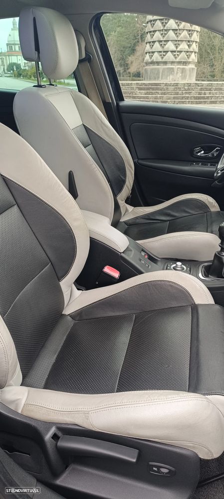 Renault Mégane Sport Tourer - 11