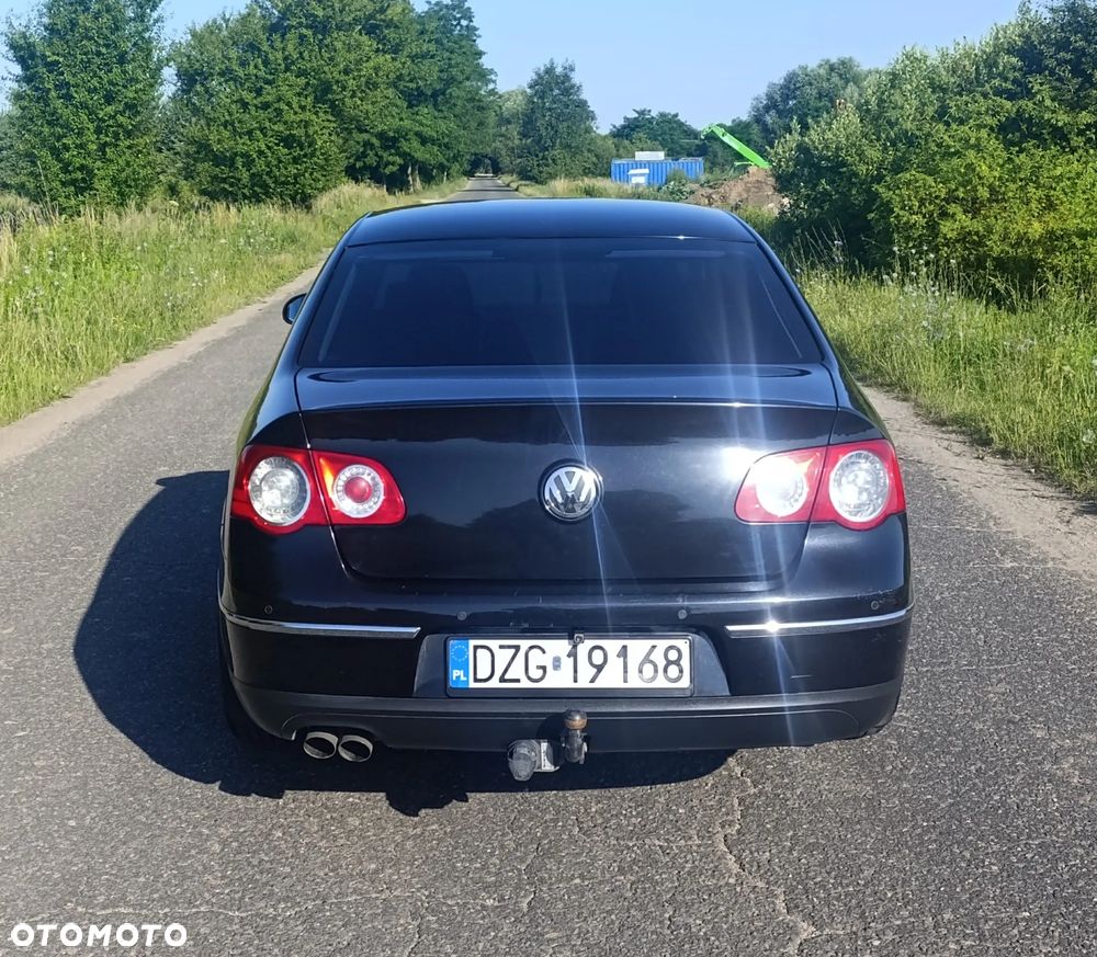 Volkswagen Passat 2.0 TDI DPF Comfortline - 15