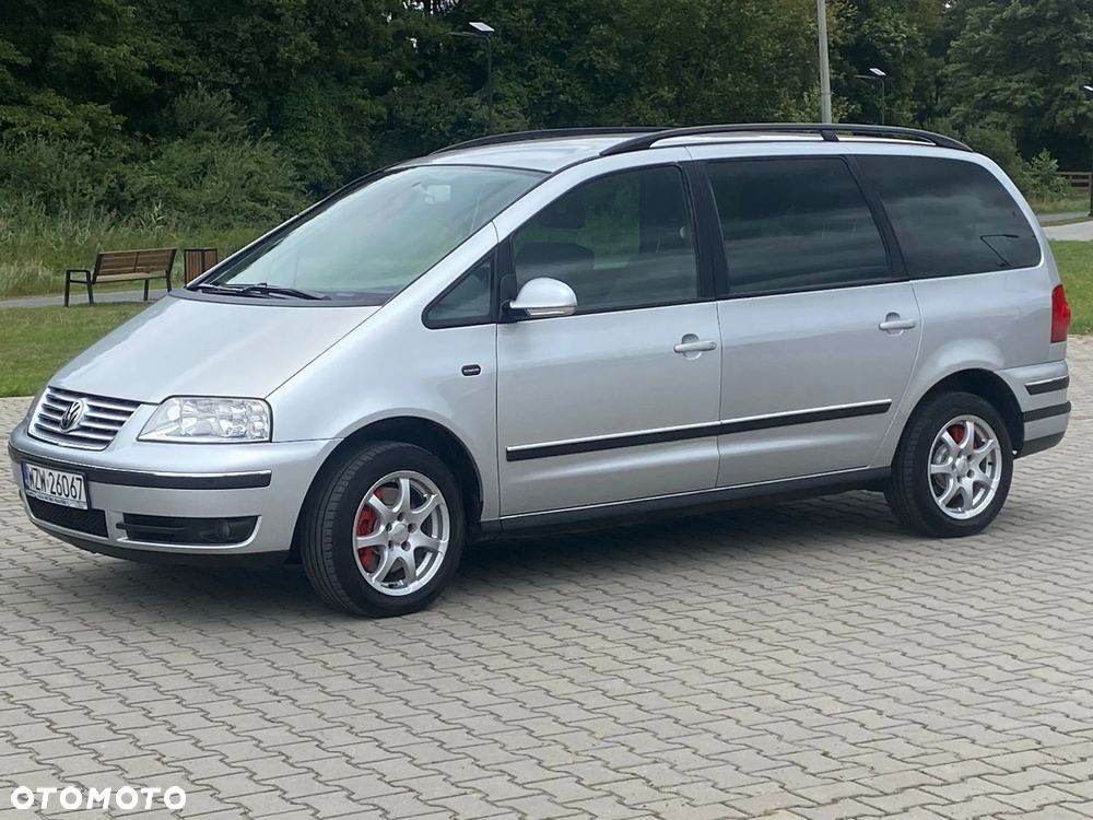 Volkswagen Sharan 1.8T Highline Tiptr - 3