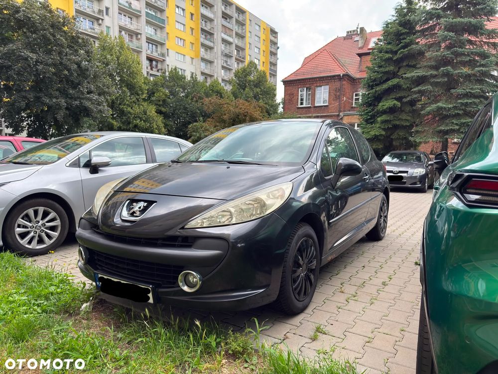 Peugeot 207 90 HDi FAP (Blue Lion) Urban Move - 2