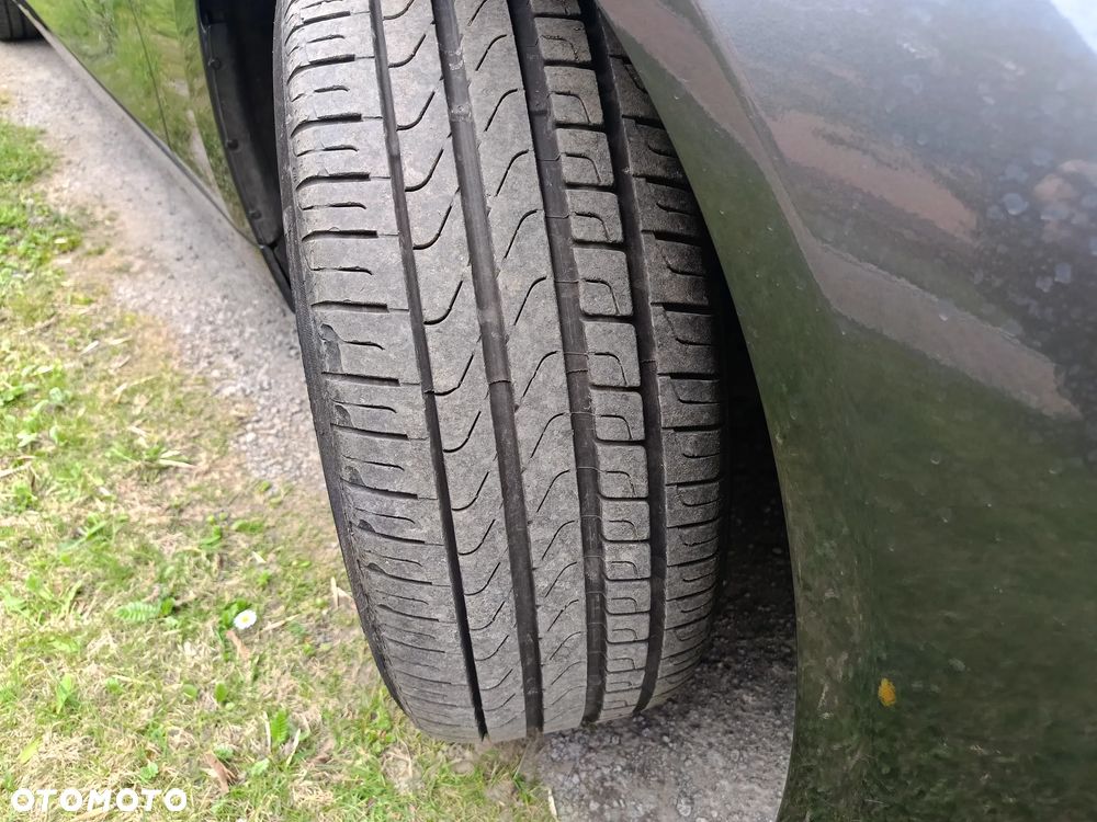 BMW Seria 3 320d DPF Edition Exclusive - 7