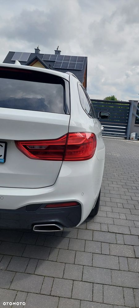 BMW Seria 5 520d M Sport sport - 34