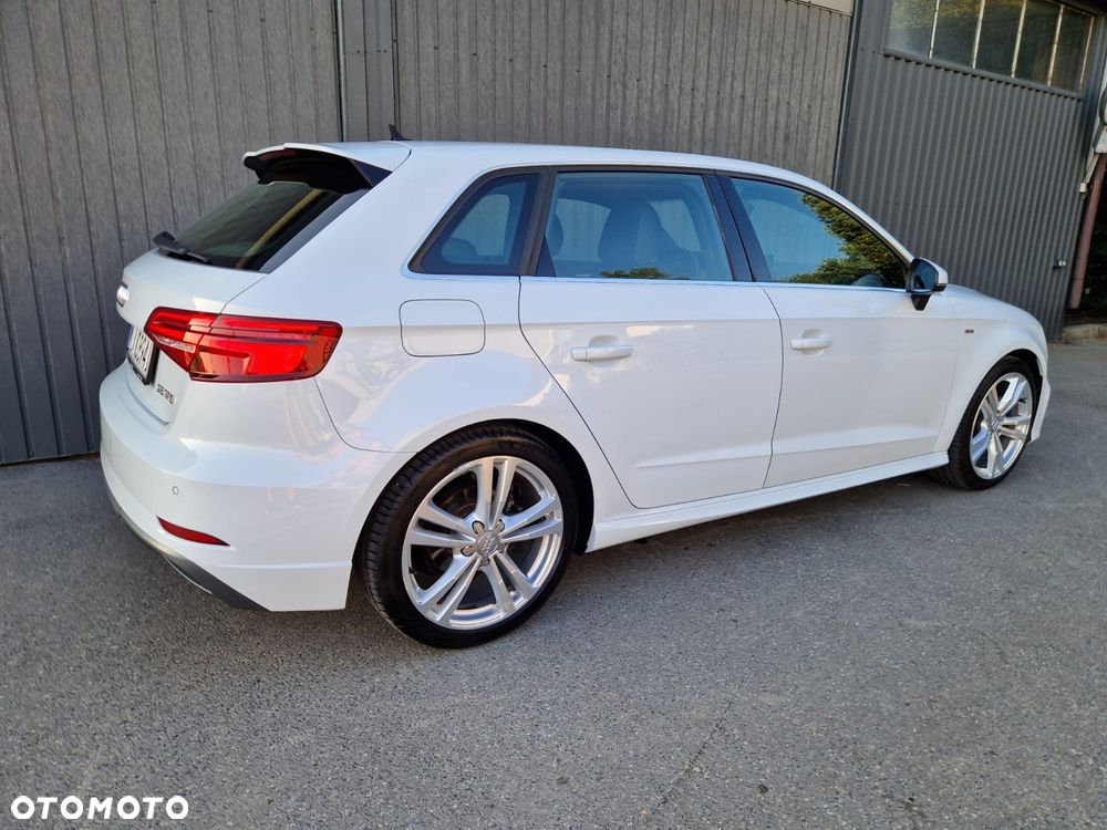 Audi A3 Sportback - 3