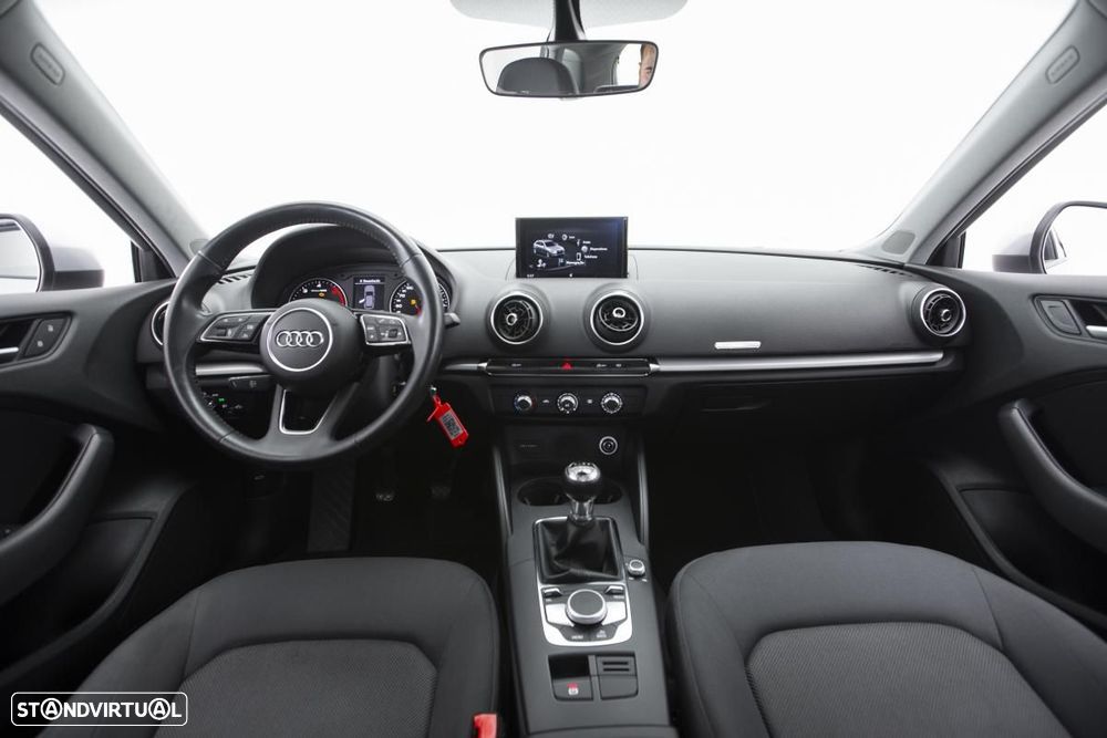 Audi A3 Sportback 30 TDI - 7