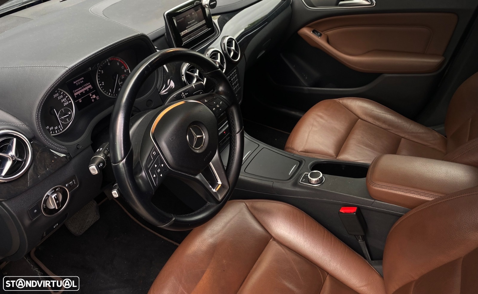 Mercedes-Benz B 200 d AMG Line - 3