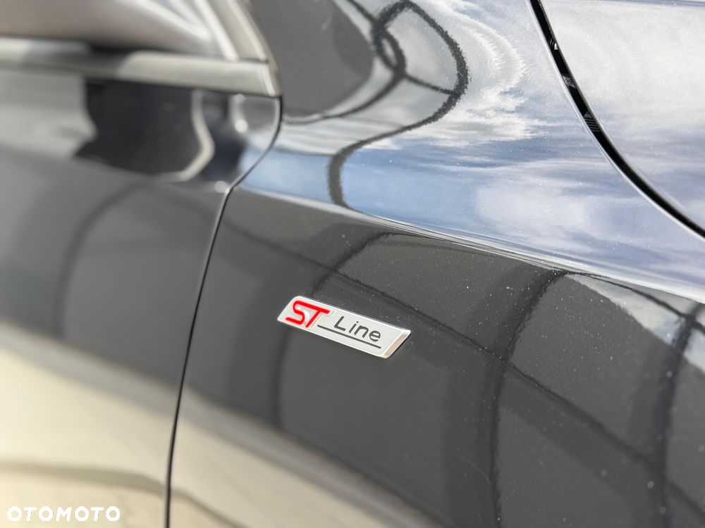 Ford Focus 1.0 EcoBoost mHEV ST-Line X - 11