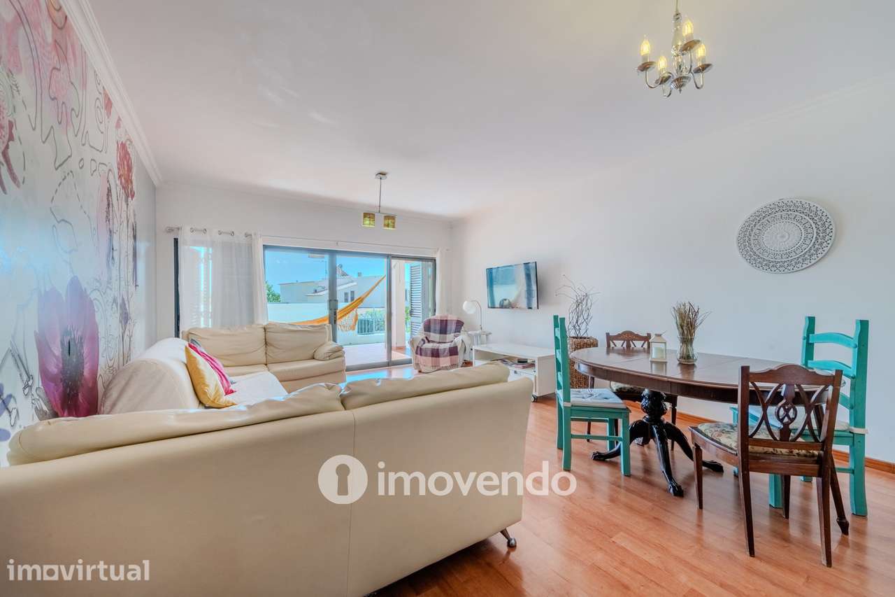 Apartamento T4 em condomínio com piscina, em Quelfes, Olhão - Grande imagem: 4/54