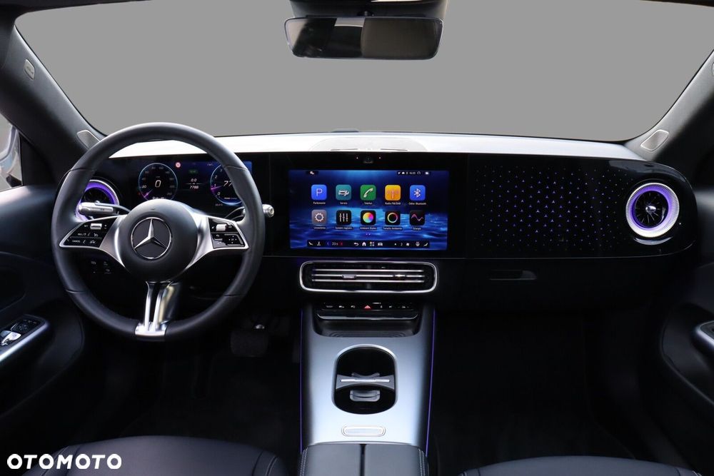 Mercedes-Benz CLA 200 mHEV 8G-DCT - 11