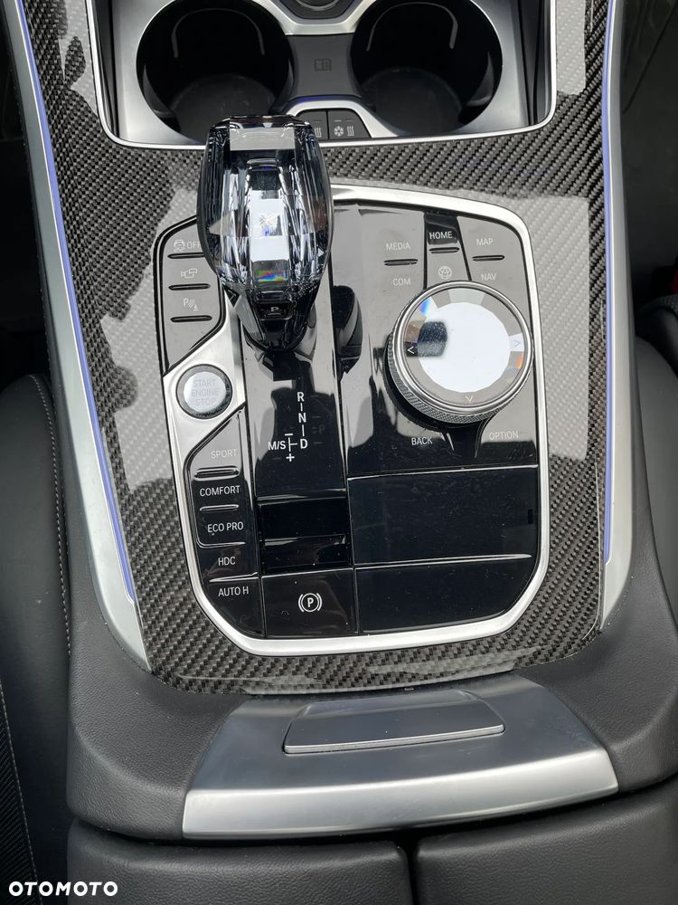 BMW X5 xDrive40d - 25